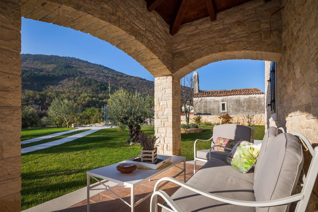 Villa Stonegate Estate - Bonus, Dvije Vile Jedna Cijena! Opatija Eksteriør bilde