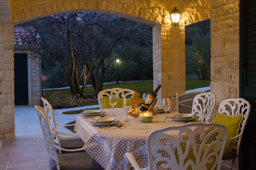 Villa Stonegate Estate - Bonus, Dvije Vile Jedna Cijena! Opatija Eksteriør bilde