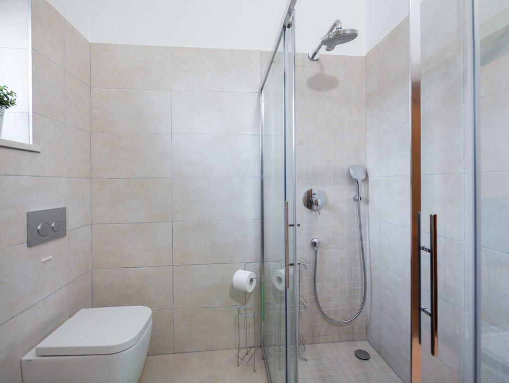 Villa Stonegate Estate - Bonus, Dvije Vile Jedna Cijena! Opatija Eksteriør bilde